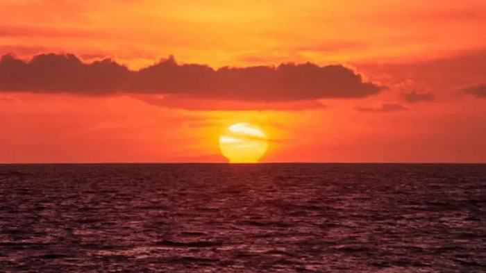 Los océanos del planeta alcanzan la temperatura media más alta jamás registrada mientras El Niño se intensifica